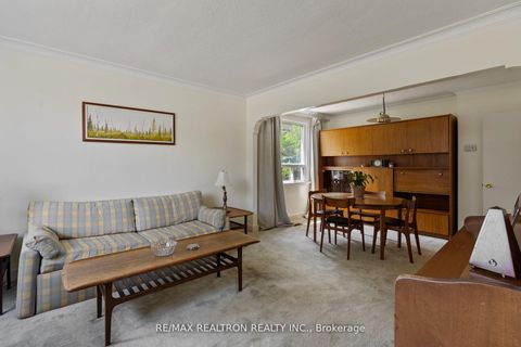 Photo 1 at 598 Coldstream Avenue, Lawrence, Toronto