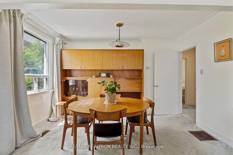 Photo 3 at 598 Coldstream Avenue, Lawrence, Toronto