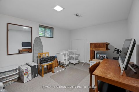 Photo 9 at 598 Coldstream Avenue, Lawrence, Toronto