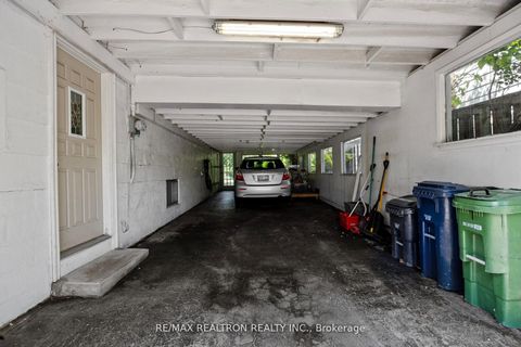 Photo 12 at 598 Coldstream Avenue, Lawrence, Toronto