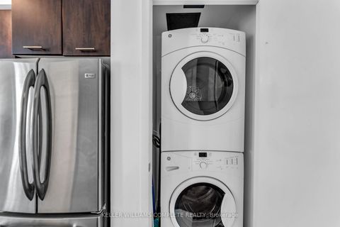 Photo 8 at 1008 - 169 Fort York Boulevard, Niagara, Toronto