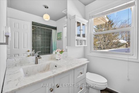 Photo 20 at 28 Hawkins Drive, Ardagh, Barrie