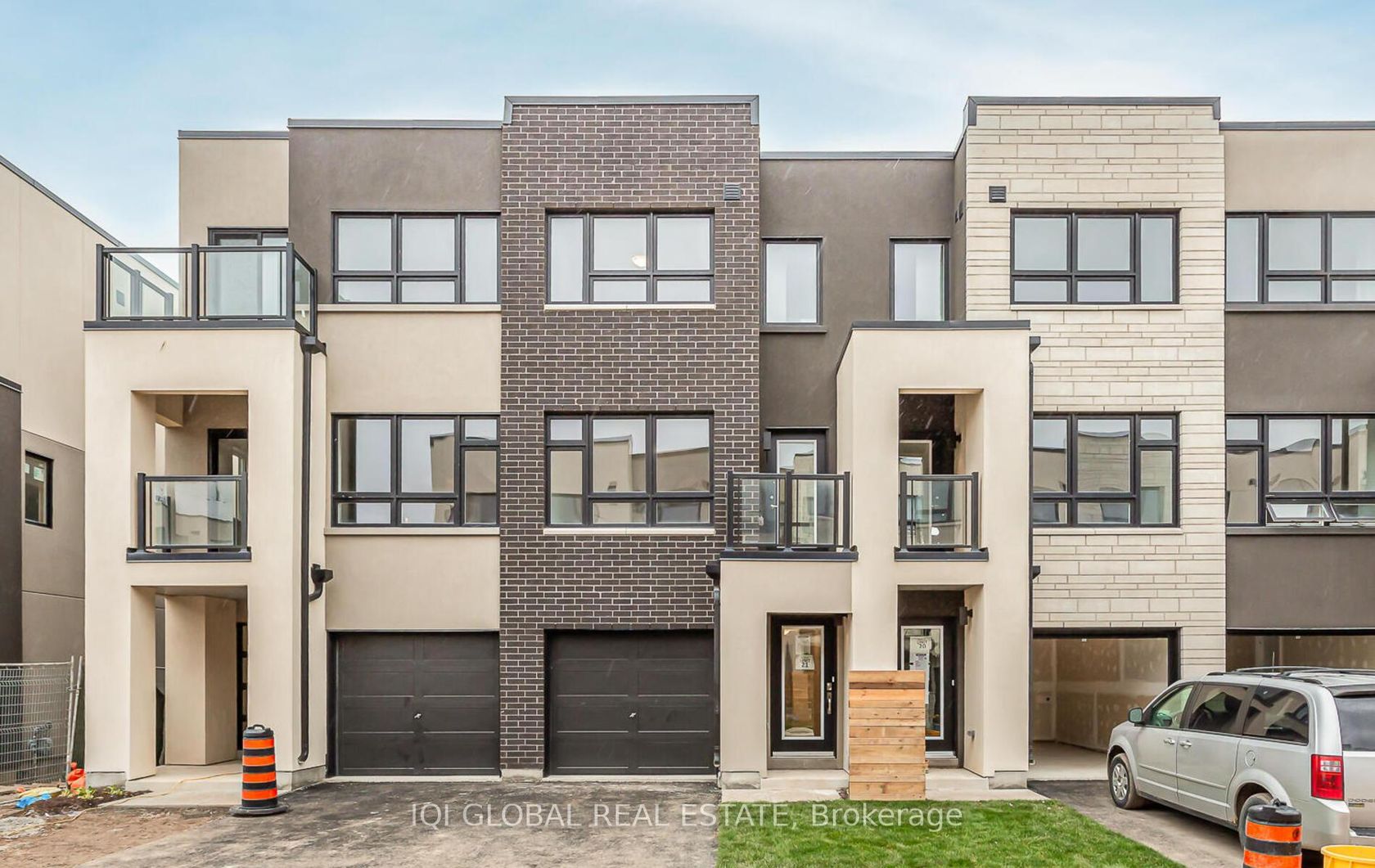 3089 Cherry Blossom Road, Alton, Burlington 