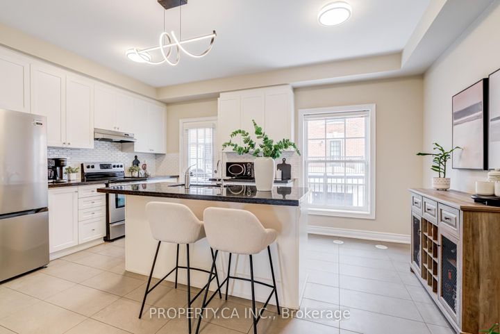 Photo 7 at 16 - 10060 Keele Street, Maple, Vaughan