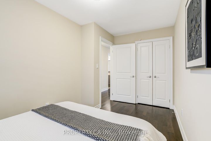 Photo 17 at 16 - 10060 Keele Street, Maple, Vaughan