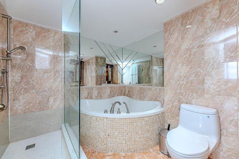 Photo 17 at 1005 - 7 Townsgate Drive, Yorkhill, Vaughan