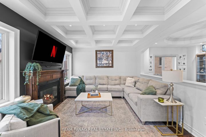 Photo 17 at 87 Haviland Circle, Wellington, Brampton