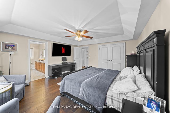 Photo 24 at 87 Haviland Circle, Wellington, Brampton