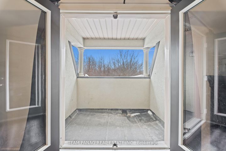 Photo 34 at 87 Haviland Circle, Wellington, Brampton