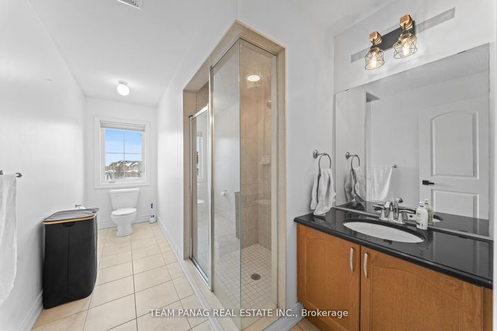 Photo 36 at 87 Haviland Circle, Wellington, Brampton