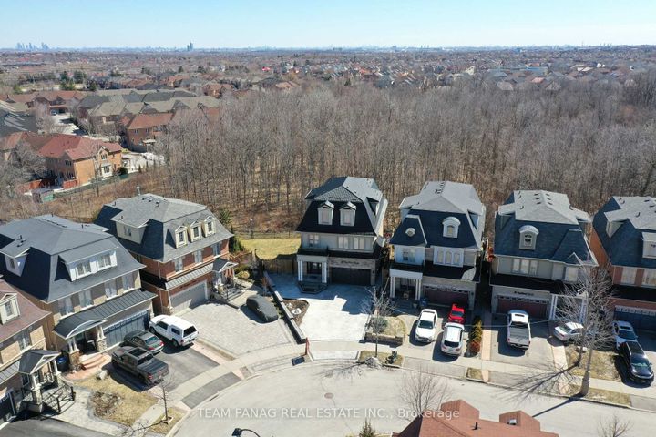 Photo 48 at 87 Haviland Circle, Wellington, Brampton