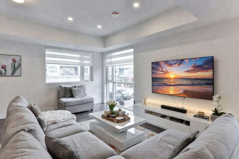 Photo 9 at 803 - 5279 Highway 7 Road, Vaughan Grove, Vaughan