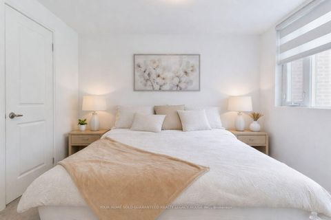 Photo 14 at 803 - 5279 Highway 7 Road, Vaughan Grove, Vaughan