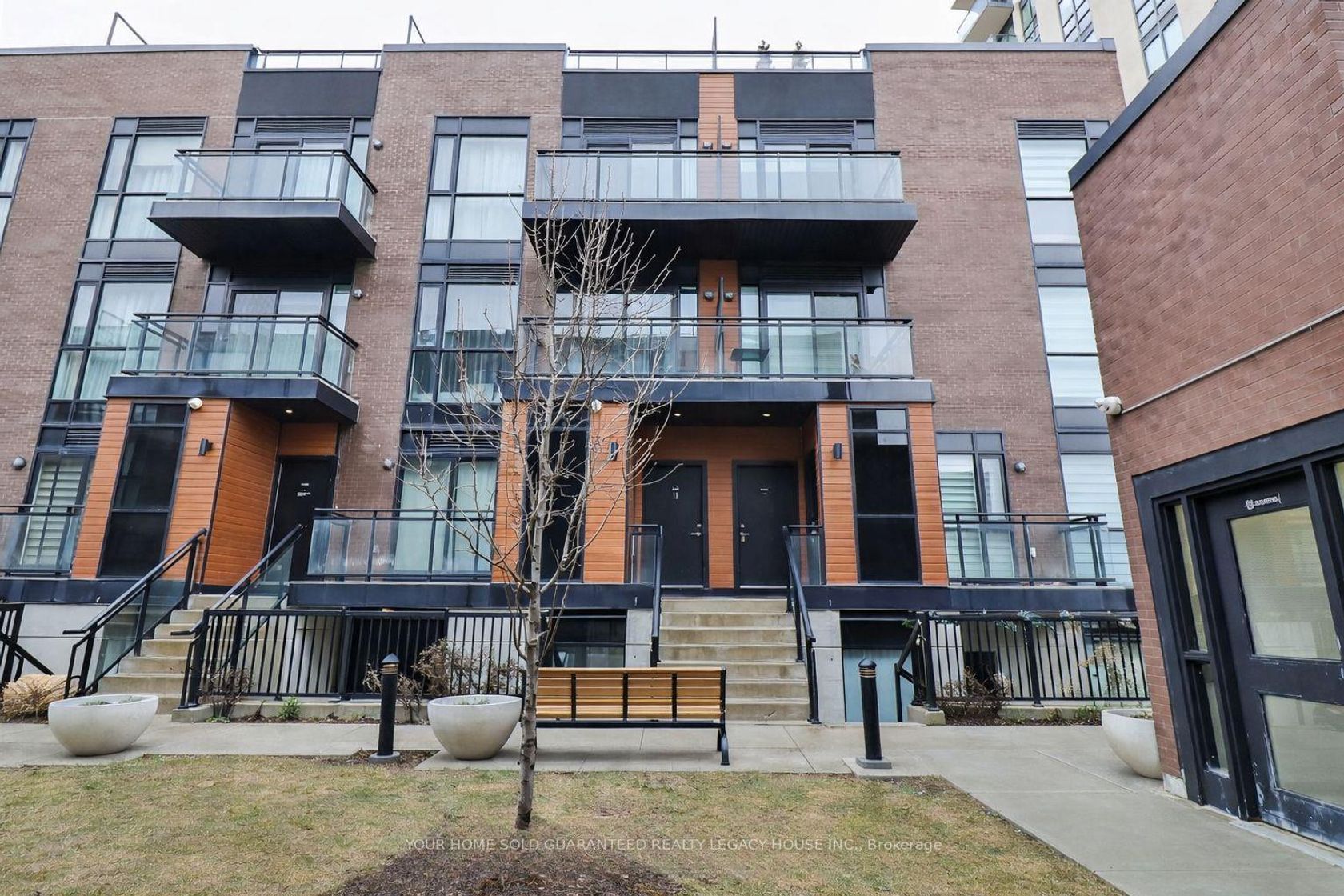 803 - 5279 Highway 7 Road, Vaughan Grove, Vaughan by Loree Meneguzzi Real Estate 803 - 5279 Highway 7 Road, Vaughan Grove, Vaughan