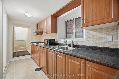 Photo 23 at 151 Perth Avenue, Junction, Toronto