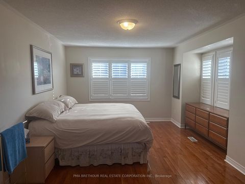 Photo 6 at 7 - 10719 Bathurst Street, Mill Pond, Richmond Hill