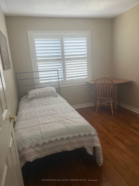 Photo 8 at 7 - 10719 Bathurst Street, Mill Pond, Richmond Hill