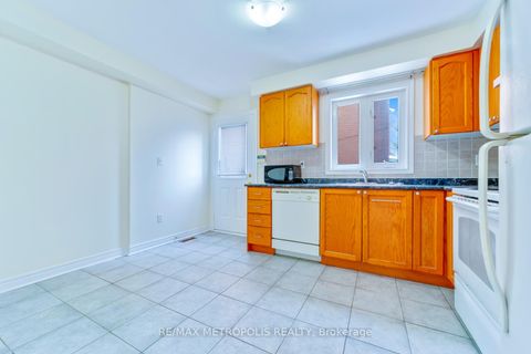 Photo 3 at 16B Gower Street, Parkview, Toronto