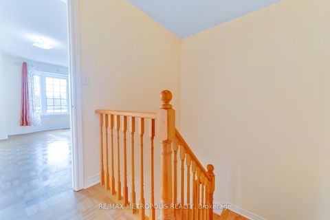 Photo 7 at 16B Gower Street, Parkview, Toronto