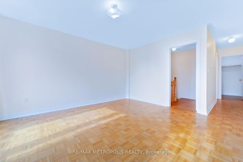 Photo 9 at 16B Gower Street, Parkview, Toronto