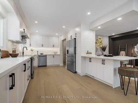 Photo 10 at 69 Baroness Crescent, Don Valley Village, Toronto