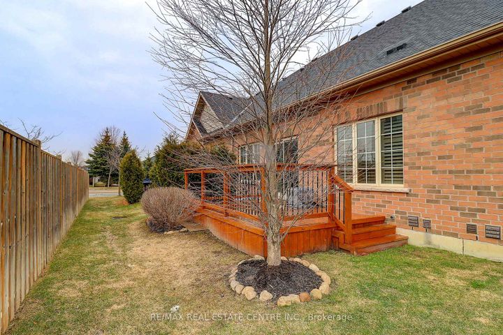 Photo 31 at 3 Alamode Road, Wellington, Brampton