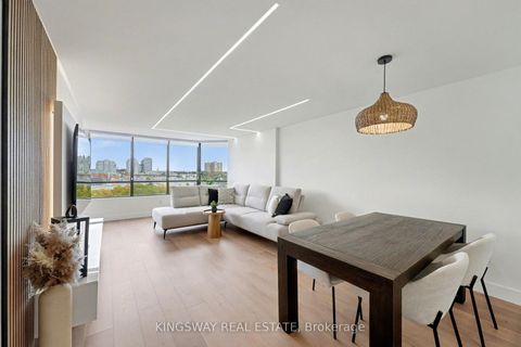 Photo 4 at 712 - 7420 Bathurst Street, Brownridge, Vaughan