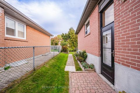 Photo 37 at 36 Midcroft Drive, Malvern West, Toronto