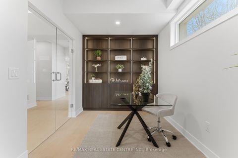 Photo 14 at 11 Bentley Drive, Queensway, Toronto