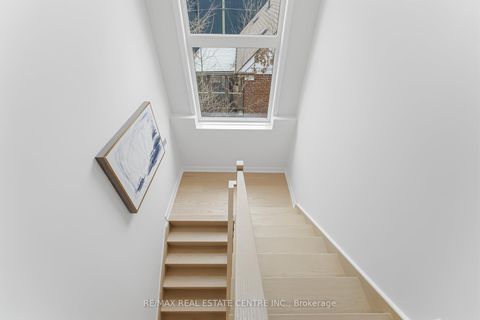 Photo 17 at 11 Bentley Drive, Queensway, Toronto