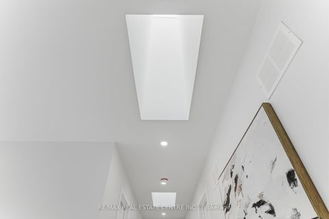 Photo 19 at 11 Bentley Drive, Queensway, Toronto