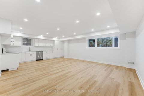 Photo 39 at 11 Bentley Drive, Queensway, Toronto