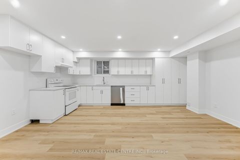 Photo 41 at 11 Bentley Drive, Queensway, Toronto