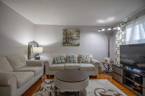 Photo 2 at 1098 Cedar Street, Lakeview, Oshawa