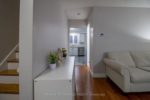 Photo 6 at 1098 Cedar Street, Lakeview, Oshawa