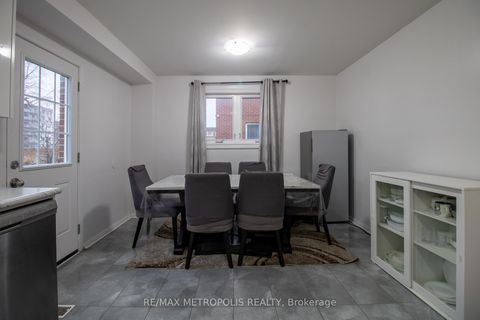 Photo 9 at 1098 Cedar Street, Lakeview, Oshawa