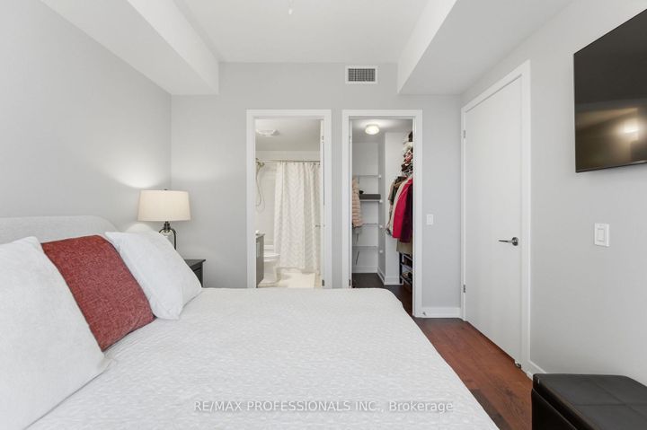 Photo 24 at 4003 - 2212 Lake Shore Boulevard W, Mimico, Toronto