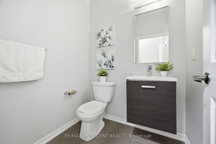 Photo 16 at 584 Remembrance Road, Northwest Brampton, Brampton