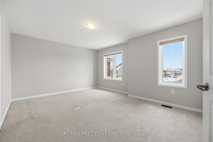 Photo 25 at 584 Remembrance Road, Northwest Brampton, Brampton