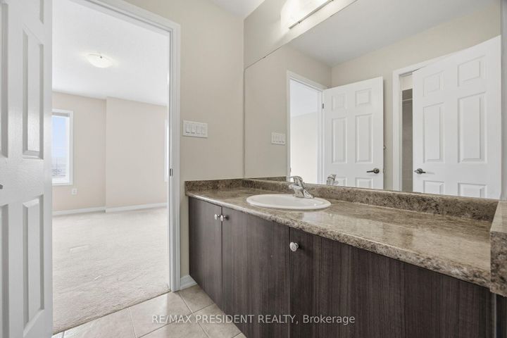 Photo 29 at 584 Remembrance Road, Northwest Brampton, Brampton