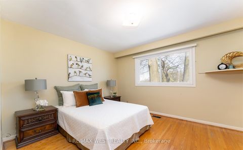 Photo 12 at 28 Braywin Drive N, The Westway, Toronto