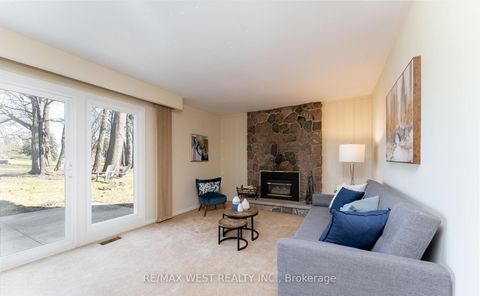 Photo 16 at 28 Braywin Drive N, The Westway, Toronto