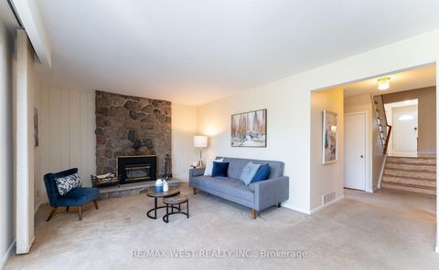 Photo 17 at 28 Braywin Drive N, The Westway, Toronto