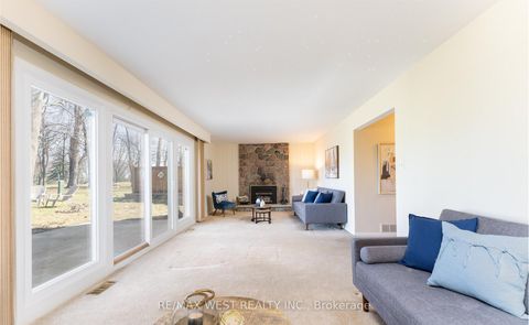 Photo 19 at 28 Braywin Drive N, The Westway, Toronto