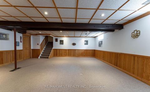Photo 20 at 28 Braywin Drive N, The Westway, Toronto
