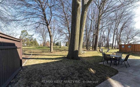 Photo 22 at 28 Braywin Drive N, The Westway, Toronto