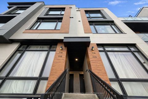 Photo 1 at 714 - 5 Steckley House Lane, Rural Richmond Hill, Richmond Hill