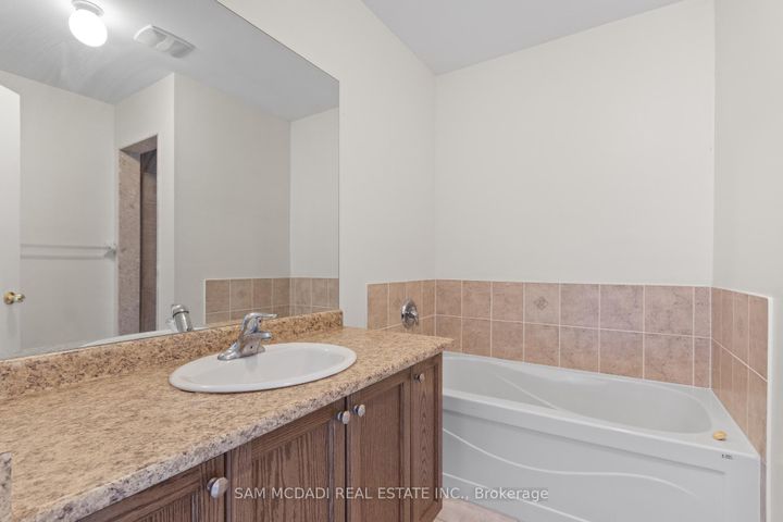 Photo 20 at 5783 Tiz Road, Hurontario, Mississauga