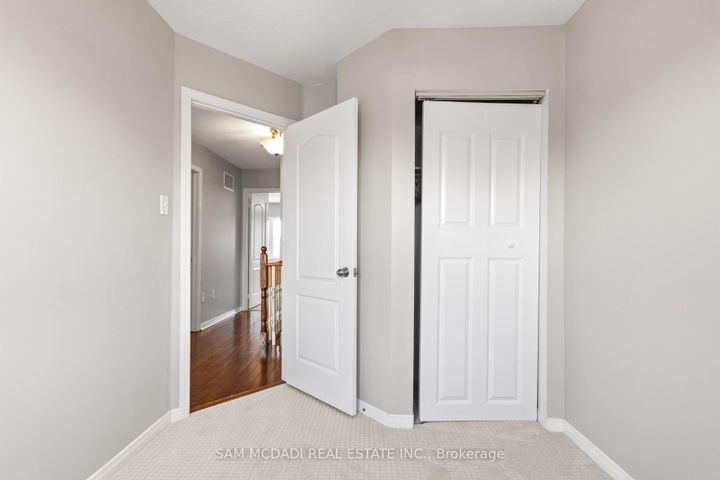 Photo 25 at 5783 Tiz Road, Hurontario, Mississauga