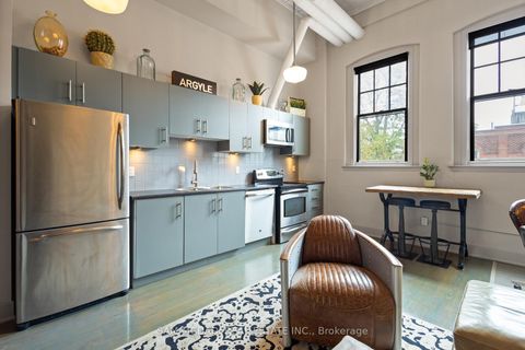 Photo 6 at 204 - 183 Dovercourt Road, Bellwoods, Toronto